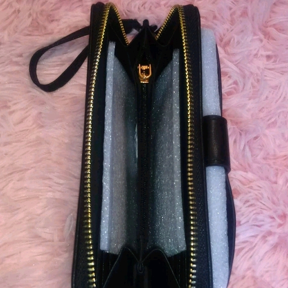 Badgley Mischka Wallet - Picture 3 of 5